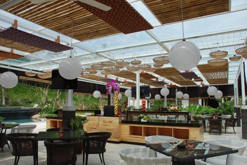 Rumah Kito Resort Hotel Jambi By Waringin Hospitality Exterior photo