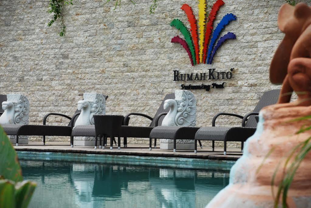Rumah Kito Resort Hotel Jambi By Waringin Hospitality Exterior photo